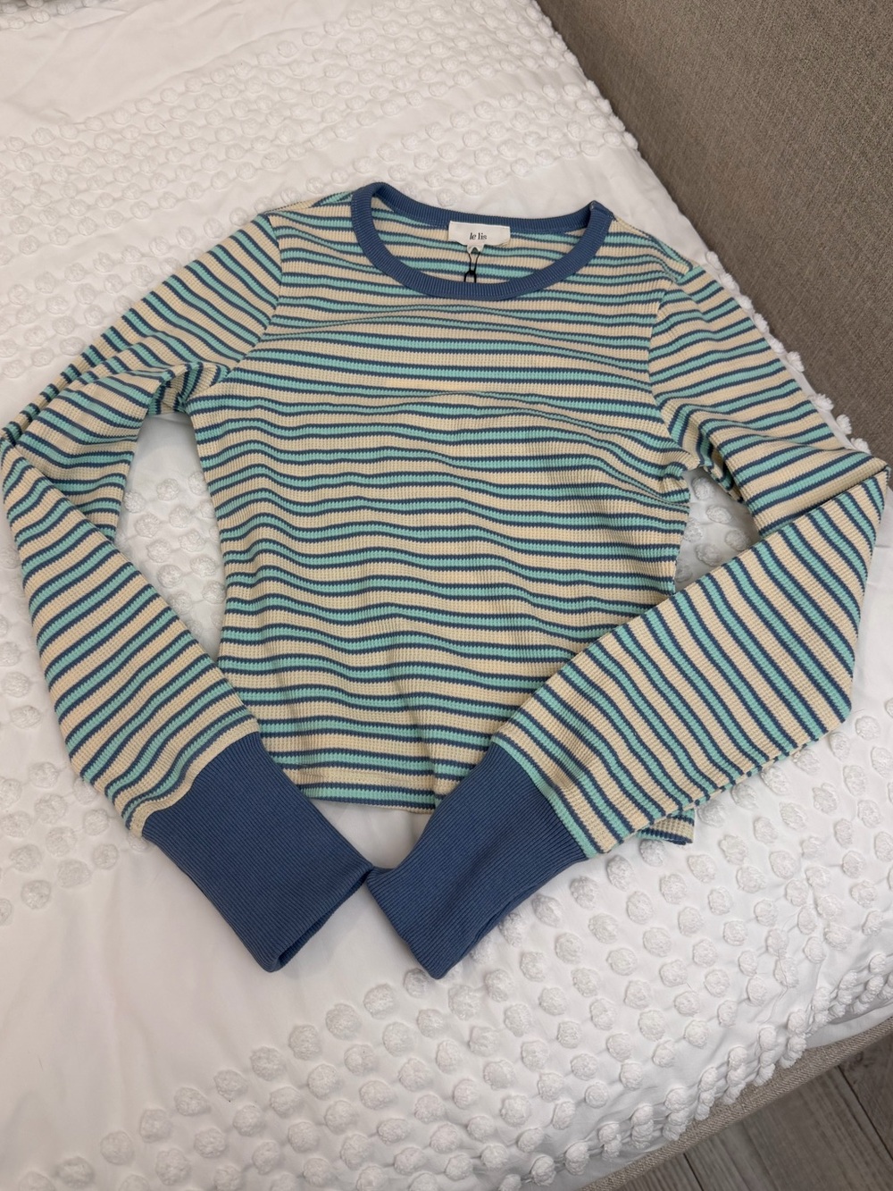 New Trendy These Three Boutique Casey Striped Top-Ivory Blue Medium BNWT Comfy - Picture 4 of 10